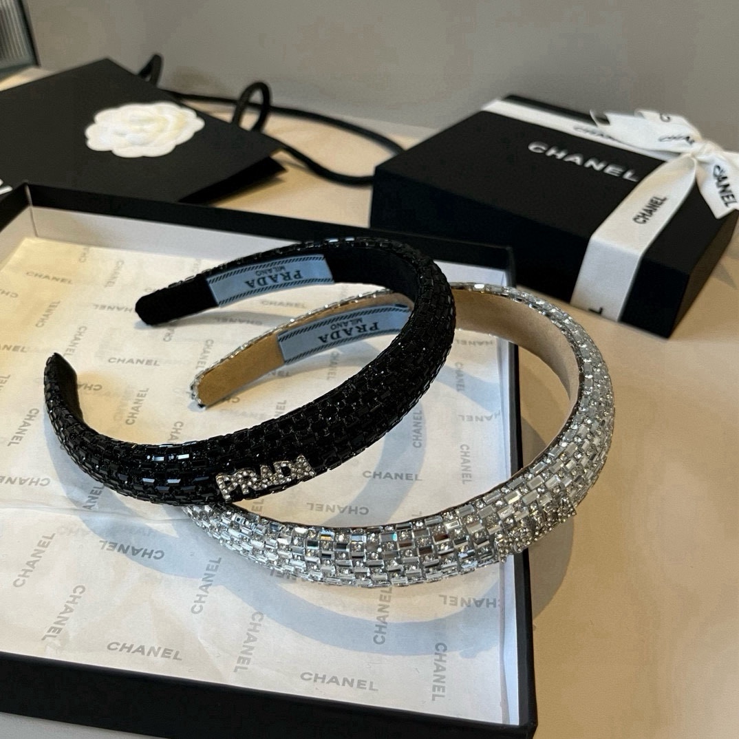 🆕

PRADA普拉达发箍