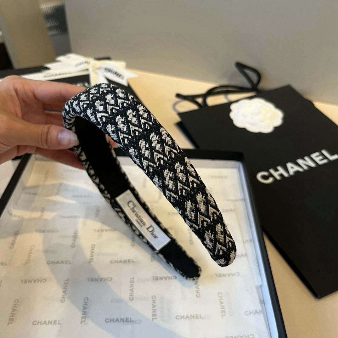 🆕

Dior迪奥新款发箍