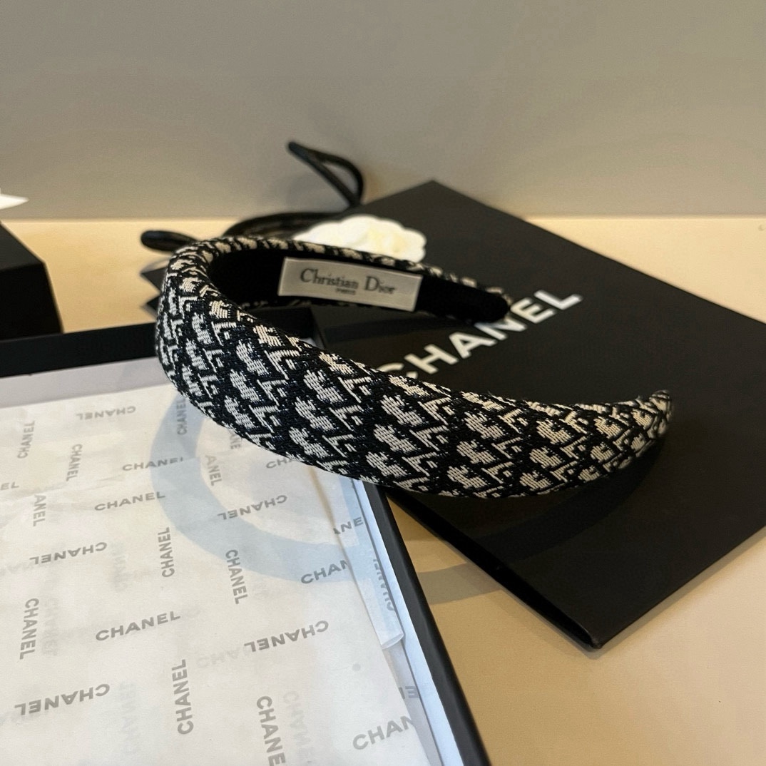 🆕

Dior迪奥新款发箍