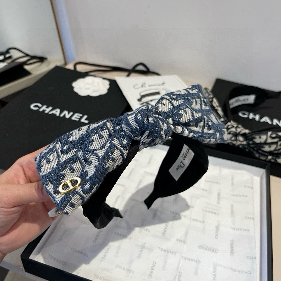 🆕

Dior迪奥新款发箍
