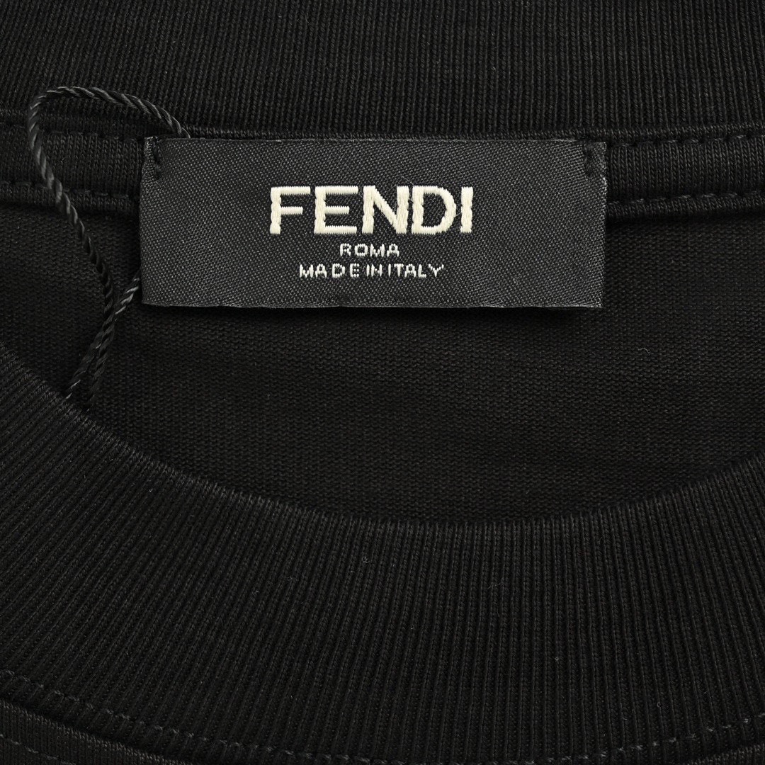 芬迪/Fendi 夏季新品 小怪兽眼睛印花圆领短袖T恤 黑色/白色