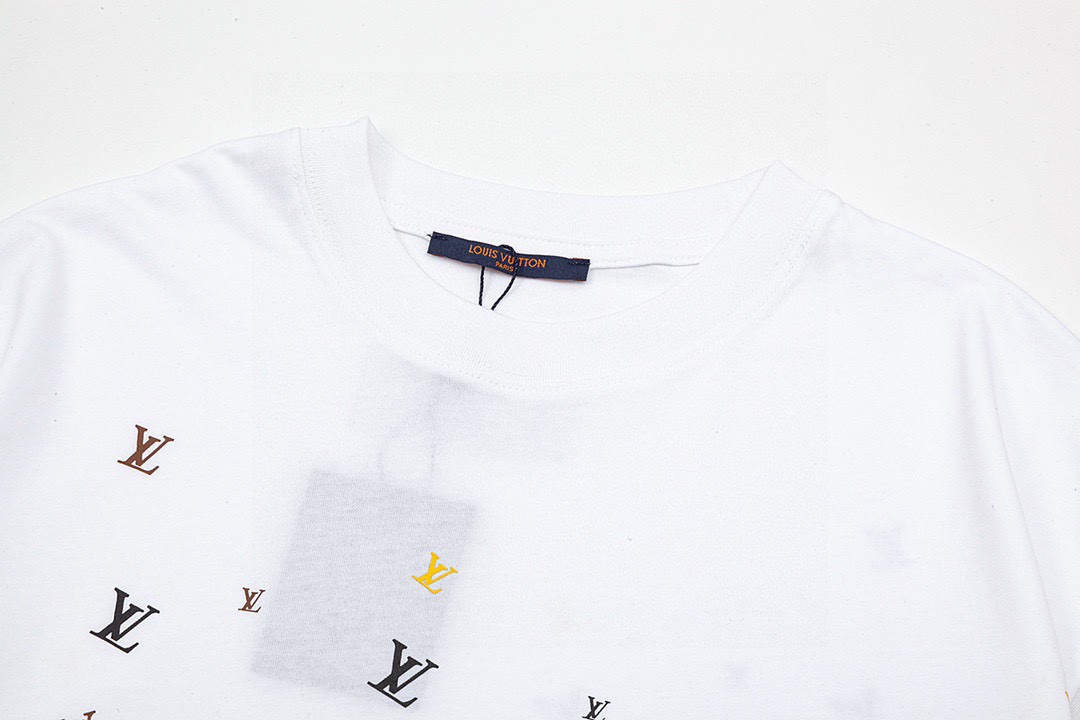 路易威登/Louis Vuitton 夏季新款 前后全景老花印花圆领短袖T恤黑色/白色
