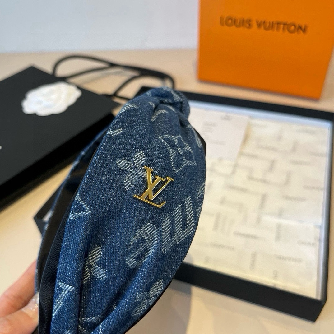 🆕

Lv路易威登老花牛仔发箍