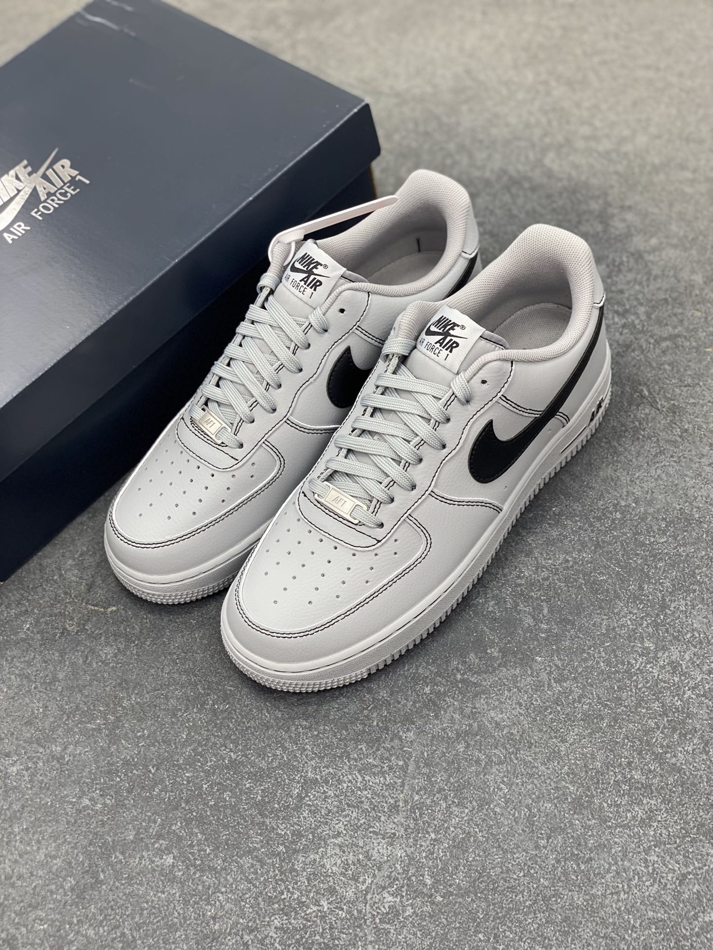 图片[8]-Nike Air Force 1 Low 灰线 原楦头原纸板 打造纯正空军版型 专注外贸渠道 全掌内置蜂窝气垫 原盒配件 原厂中底钢印、拉帮完美 货号：HQ2037-004 尺码：36 36.5 37.5 38 38.5 39 40 40.5 41 42 42.5 43 44 44.5 45-选品中心