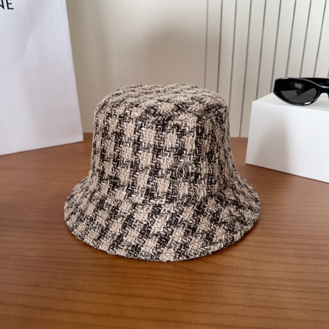 

香奈儿CHANEL 新品渔夫帽，小香logo经典简约，时尚休闲设计 跑量新品