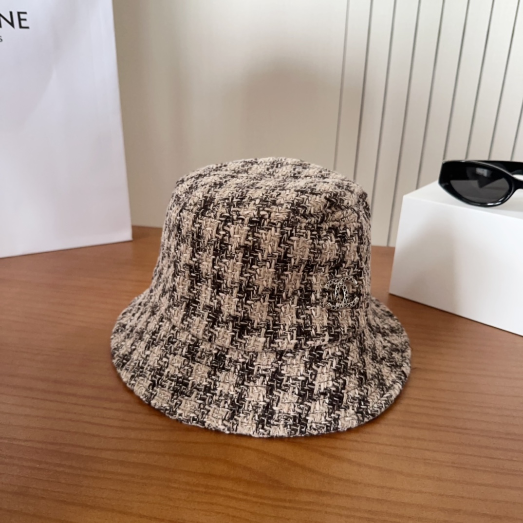 

香奈儿CHANEL 新品渔夫帽，小香logo经典简约，时尚休闲设计 跑量新品