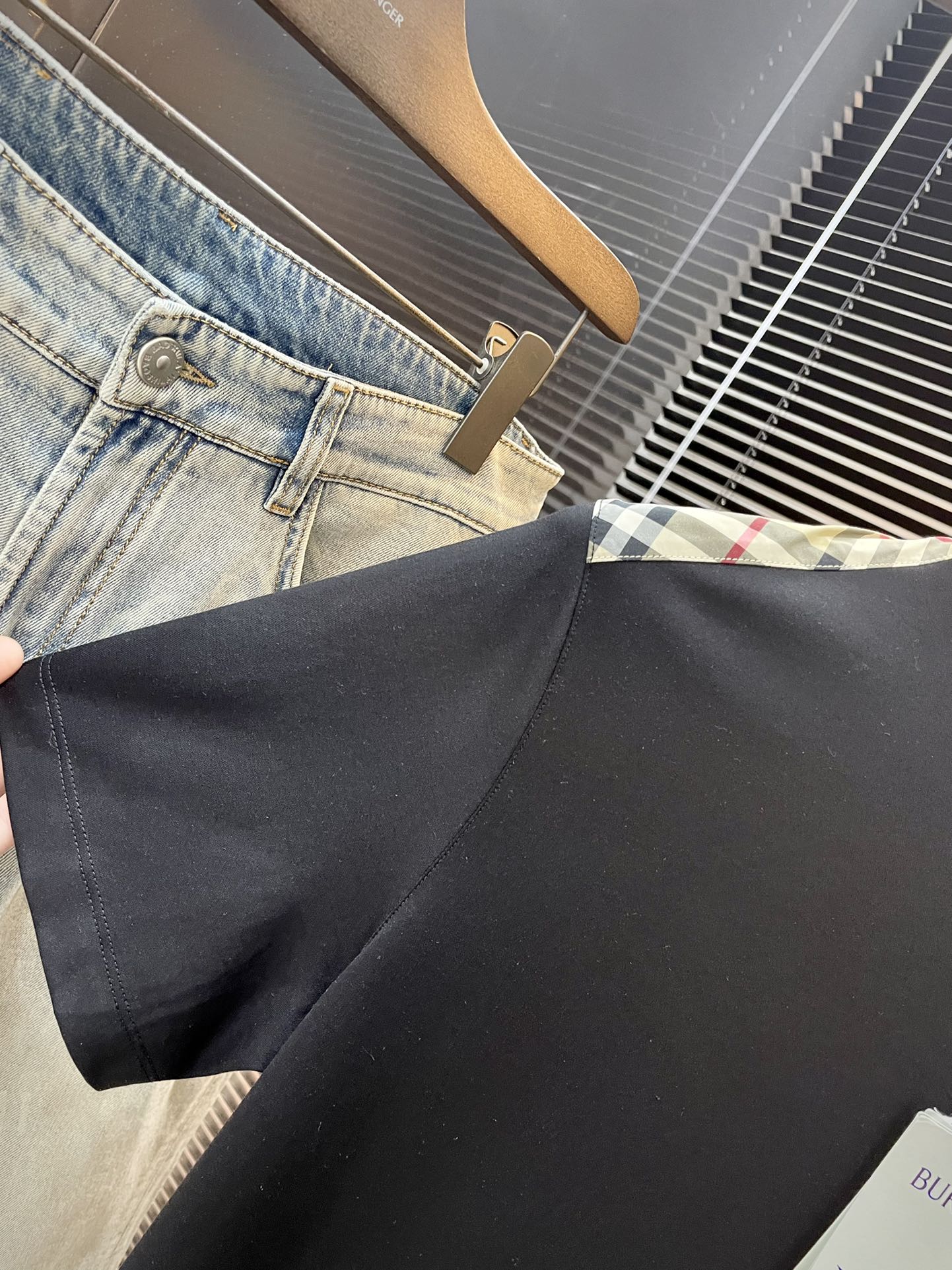  ♠️ Burberry-（巴宝莉）系列 VIP高级定制 2025新款短袖  百搭款式 任何人都可以轻松