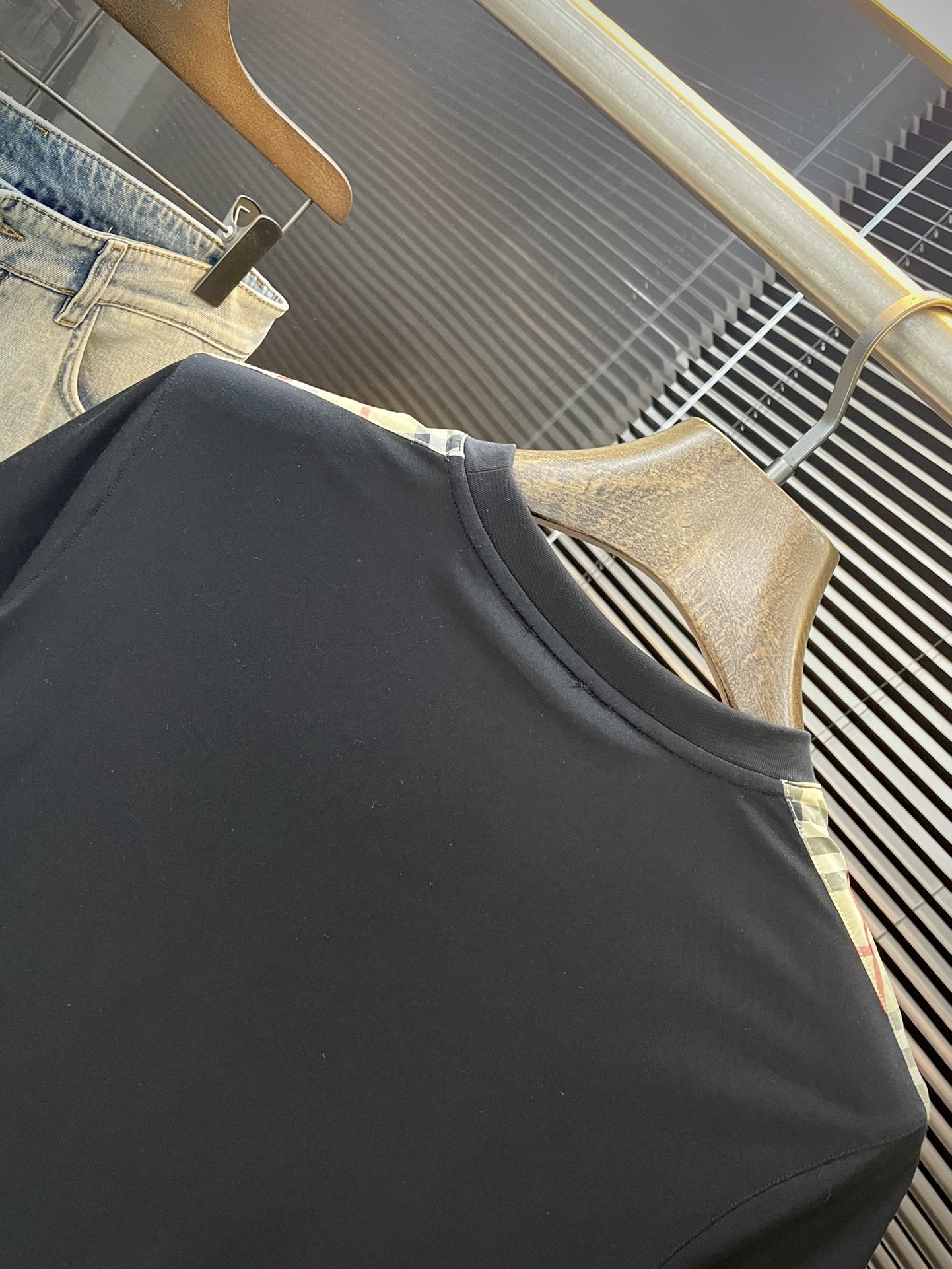  ♠️ Burberry-（巴宝莉）系列 VIP高级定制 2025新款短袖  百搭款式 任何人都可以轻松