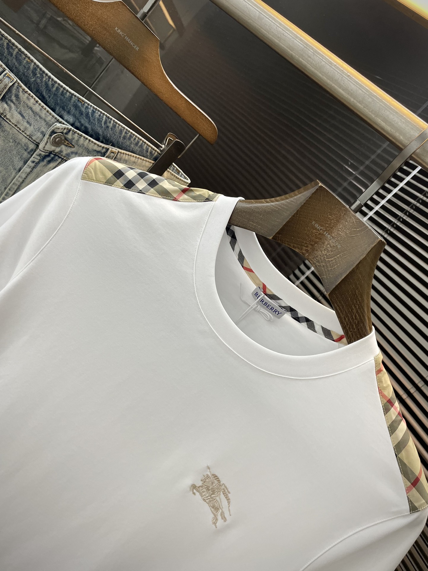  ♠️ Burberry-（巴宝莉）系列 VIP高级定制 2025新款短袖  百搭款式 任何人都可以轻松