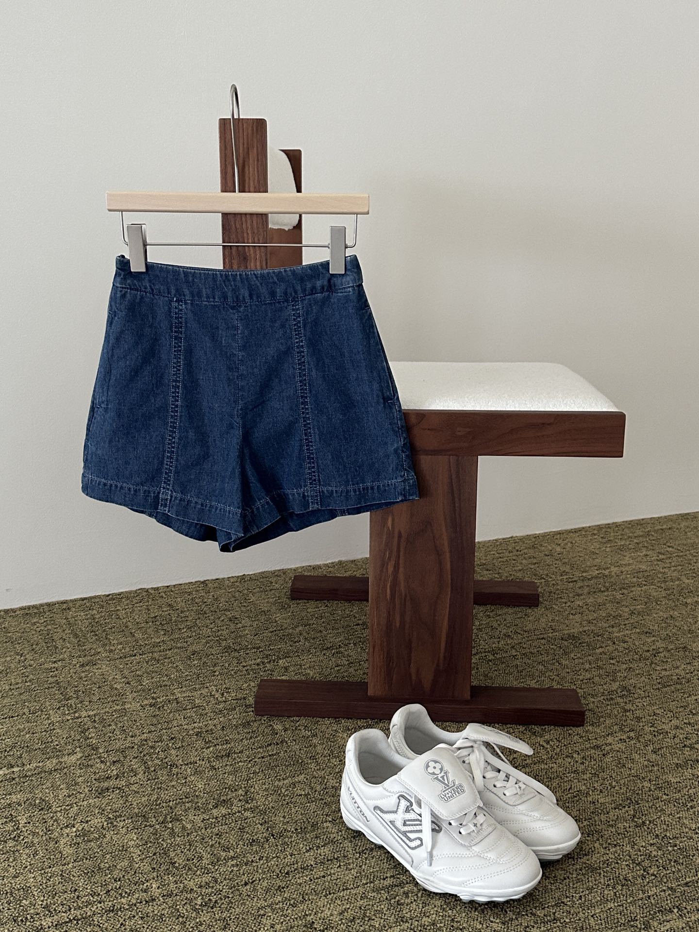 NO:450191,YS ｜New Summer Collection Soft and thin summer denim shorts The style is very good for body shape and covers the flesh~ The proportions of the hips and legs are very good SML, shorts, alexander wang19860909YS ｜New Summer Collection 柔软轻薄夏日牛仔短裤 版型非常修饰身材遮肉~ 衬托臀腿部比例非常好看  SML,,shorts,alexander wang,Women's clothing