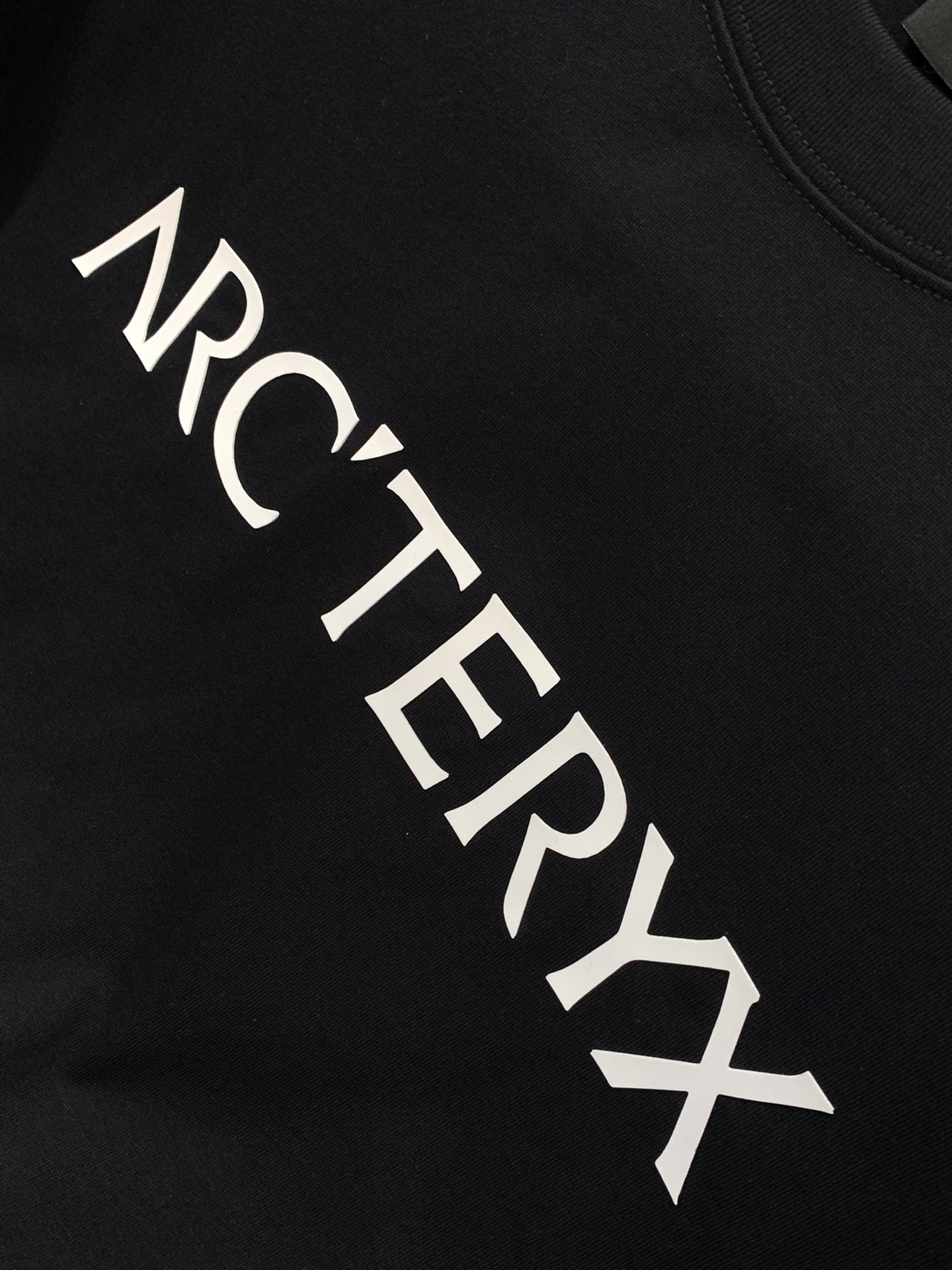 2025 Summer Fashion: Arcteryx Original Birds Collection and Stylish Clothing Options - 图片 6
