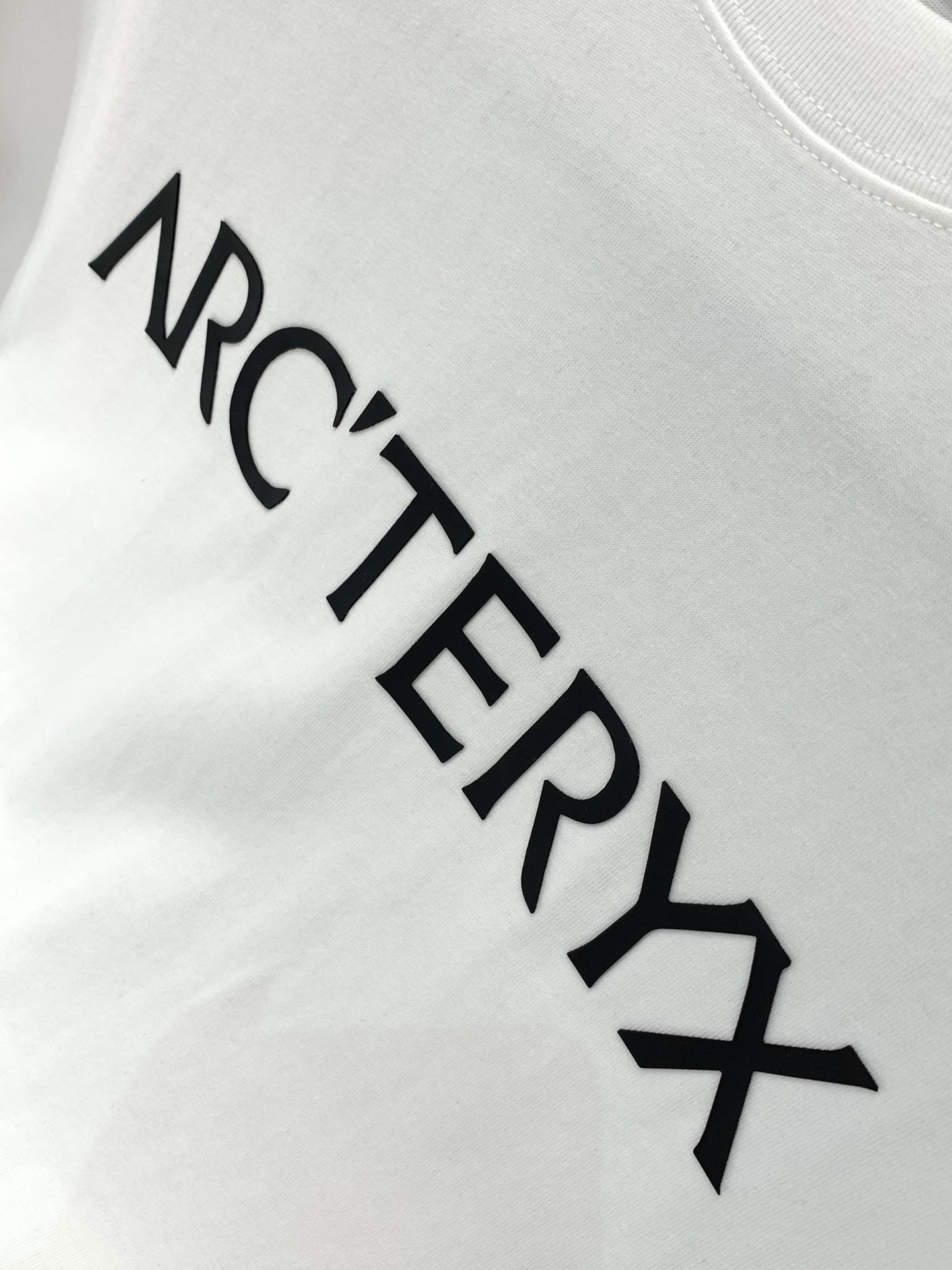 2025 Summer Fashion: Arcteryx Original Birds Collection Highlights Stylish Vision - 图片 6