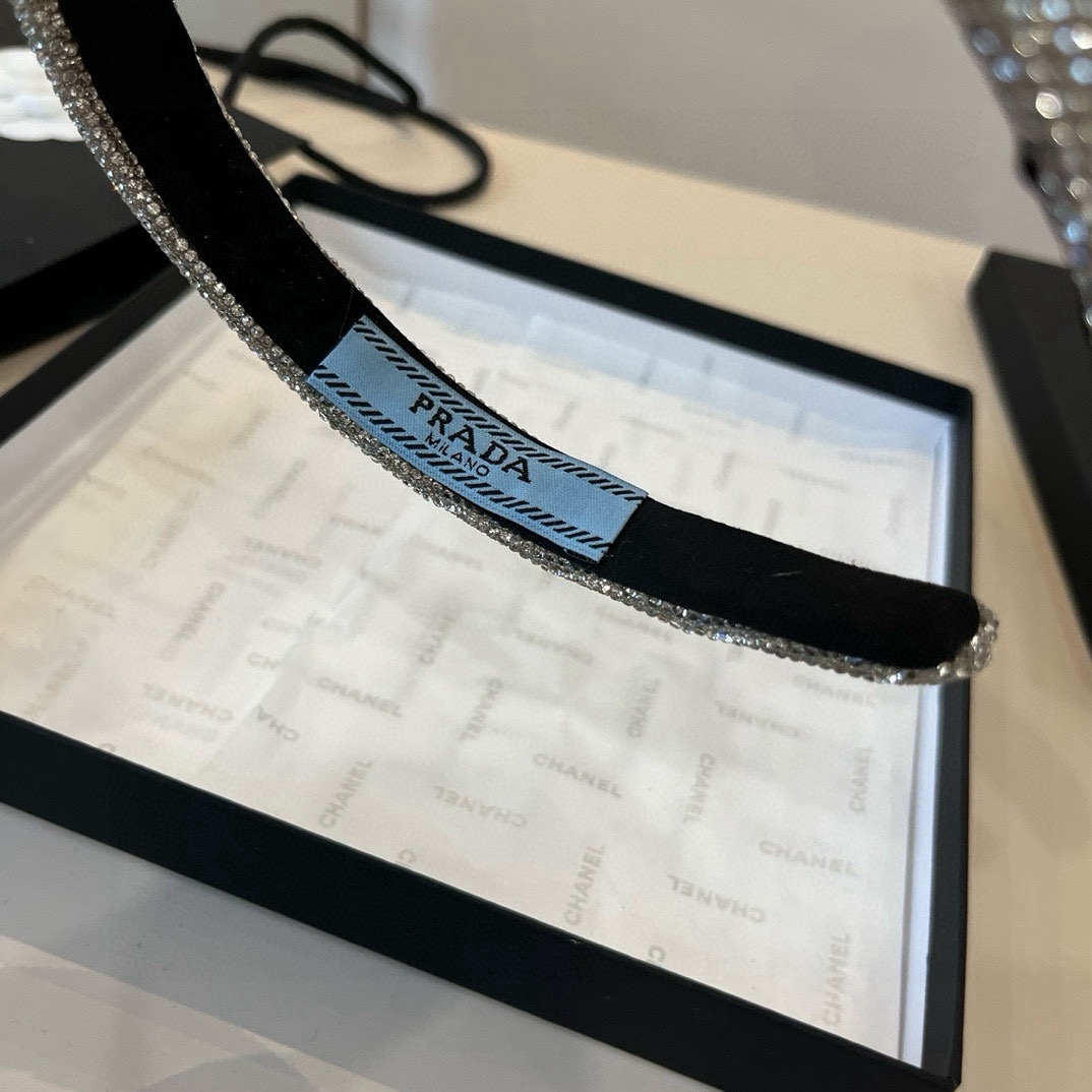 🆕

PRADA普拉达发箍