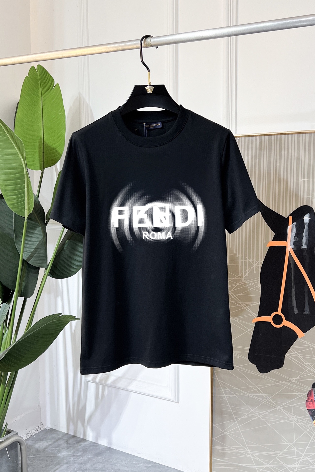 Fendi 品牌【FENDI 芬迪】 男士休闲短袖T恤 2025春夏新品