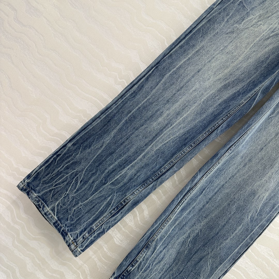 独家首发❤️原单品质，miu缪系少女穿搭！早秋新品时髦风牛仔直筒裤！马溜褶痕工艺洗水复古风辣妹丹尼牛仔！