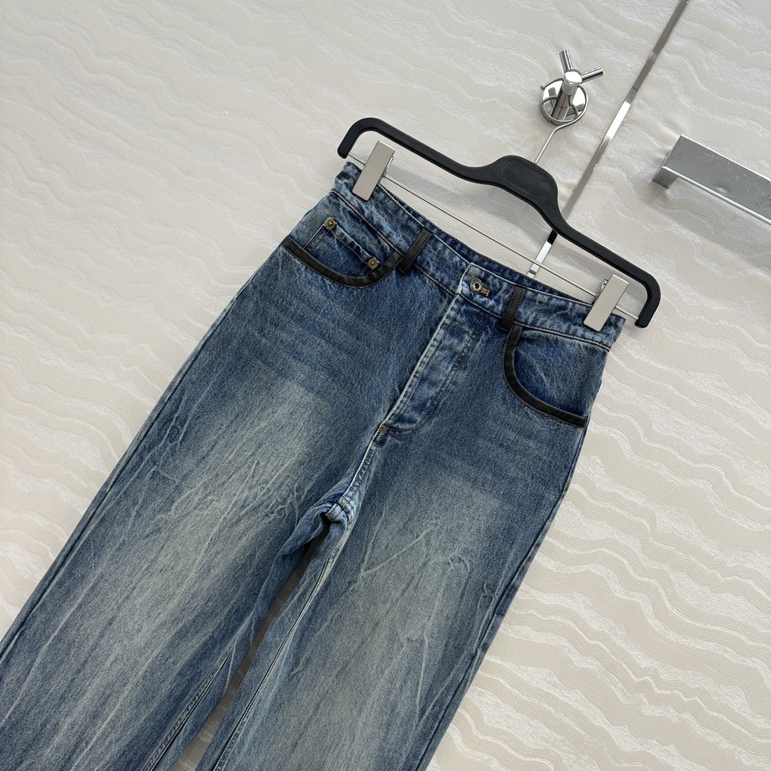 独家首发❤️原单品质，miu缪系少女穿搭！早秋新品时髦风牛仔直筒裤！马溜褶痕工艺洗水复古风辣妹丹尼牛仔！