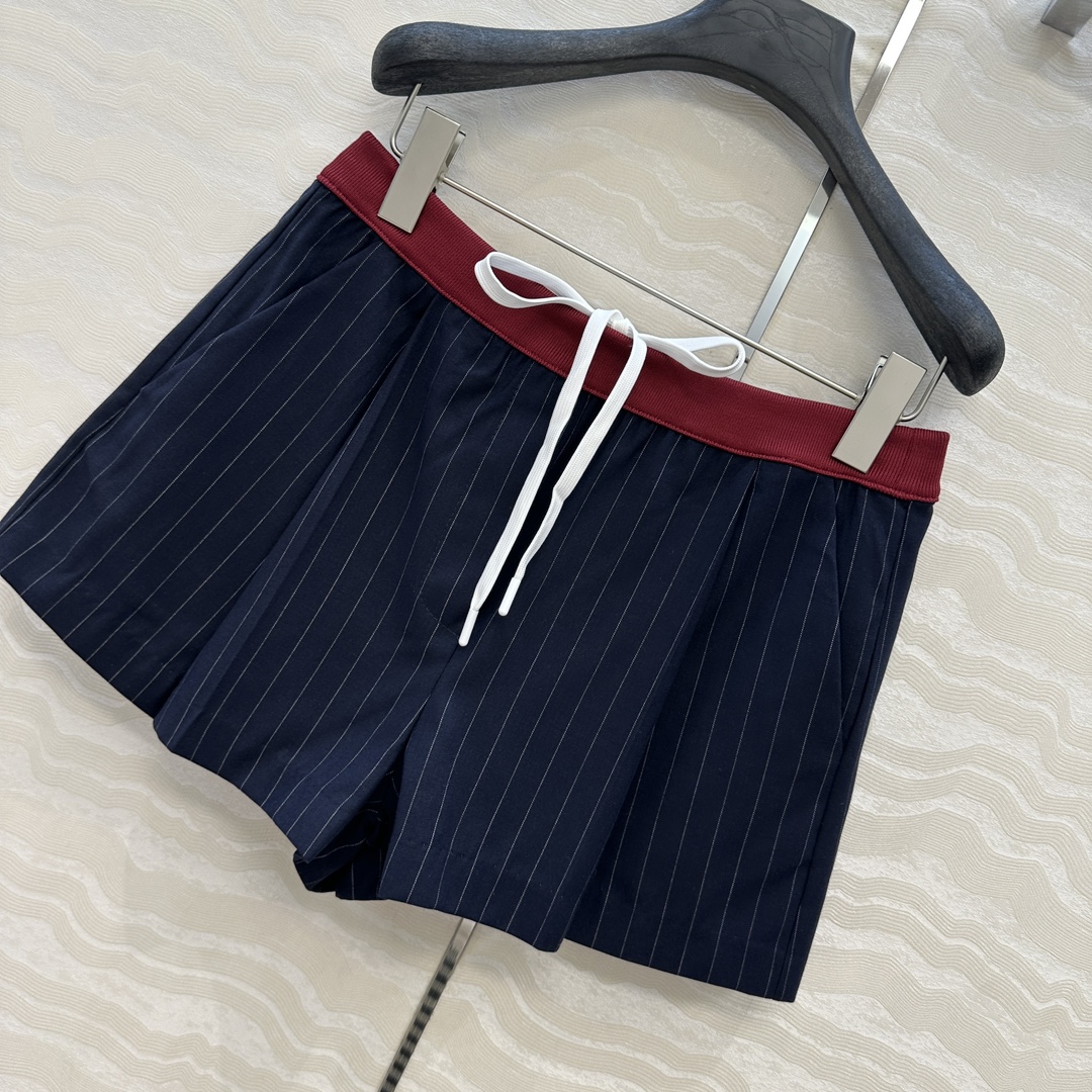 独家首发❤️原单品质miu系少女穿搭！知性分子学院风小短裤！撞色罗纹腰带拼接设计甜酷兼备减龄穿搭。海军蓝