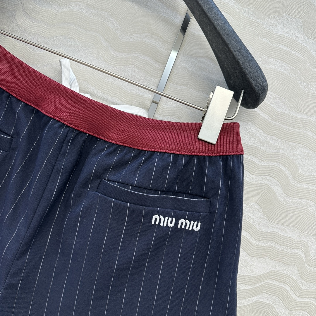 独家首发❤️原单品质miu系少女穿搭！知性分子学院风小短裤！撞色罗纹腰带拼接设计甜酷兼备减龄穿搭。海军蓝