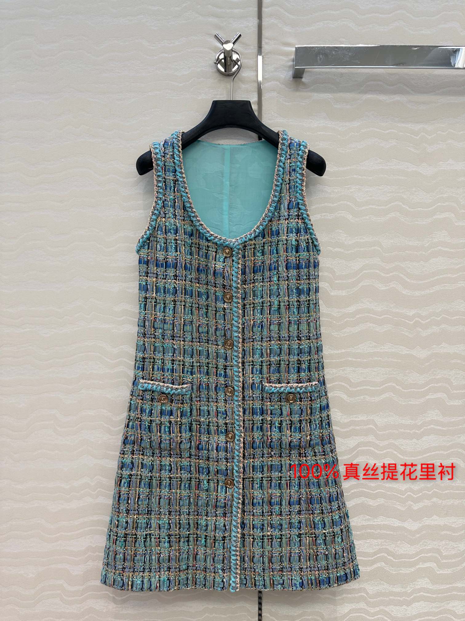 独家首发🍓高端原单品质coco25a最佳名媛风气质连衣裙外套两穿设计马甲。100%真丝提花里衬。高级定制