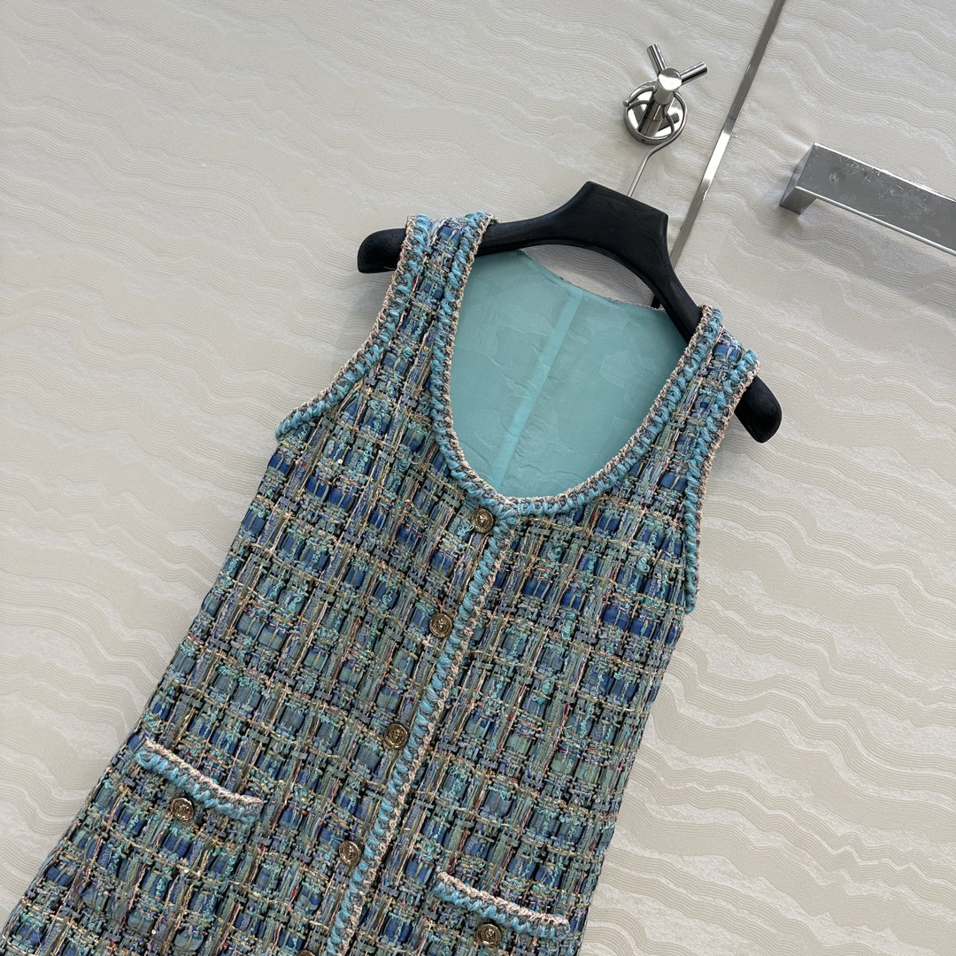 独家首发🍓高端原单品质coco25a最佳名媛风气质连衣裙外套两穿设计马甲。100%真丝提花里衬。高级定制