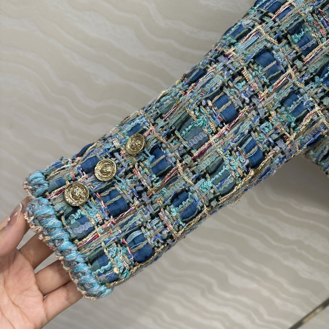 独家首发🍓高端原单品质coco25a最佳名媛风气质外套。100%真丝提花里衬。高级定制孔雀🦚绿彩线编织格