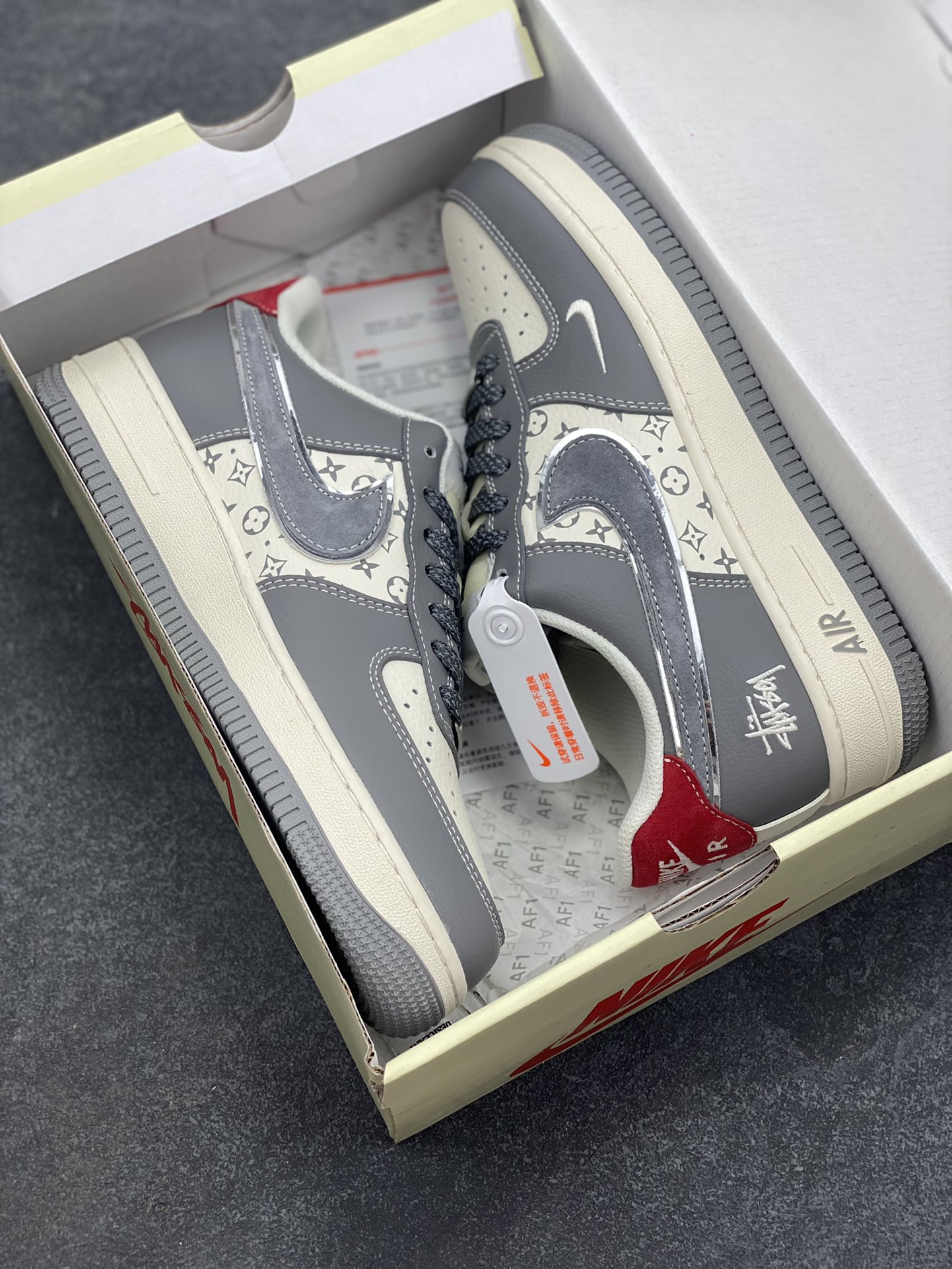 图片[9]-Nike Air Force 1 Low 空军一号低帮百搭休闲运动板鞋。柔软、弹性十足的缓震性能和出色的中底设计，横跨复古与现代的外型结合，造就出风靡全球三十多年的Force 1，直到今天还深受青睐。 货号：XZ6188-338 尺码：36 36.5 37.5 38 38.5 39 40 40.5 41 42 42.5 43 44 44.5 45-选品中心