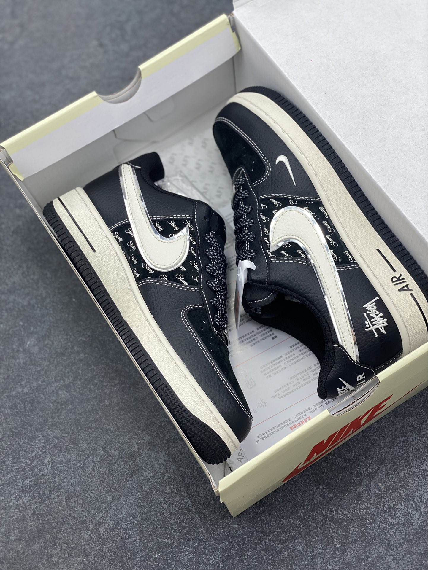图片[9]-Nike Air Force 1 Low 空军一号低帮百搭休闲运动板鞋。柔软、弹性十足的缓震性能和出色的中底设计，横跨复古与现代的外型结合，造就出风靡全球三十多年的Force 1，直到今天还深受青睐。 货号：XZ6188-311 尺码：36 36.5 37.5 38 38.5 39 40 40.5 41 42 42.5 43 44 44.5 45-选品中心
