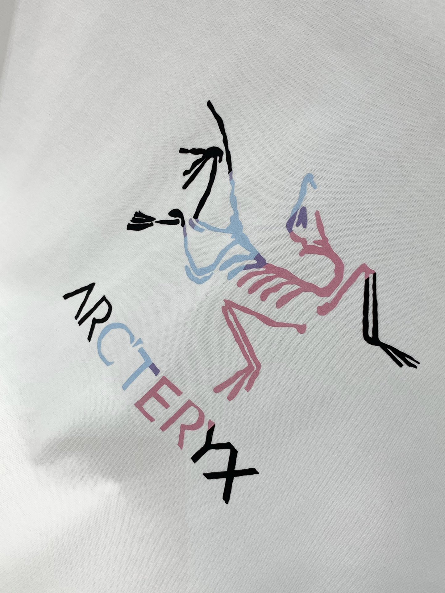 Arcteryx P950 Summer T-Shirts: Stylish, Expensive, and Elegant Fashioner’s Choice - 图片 6