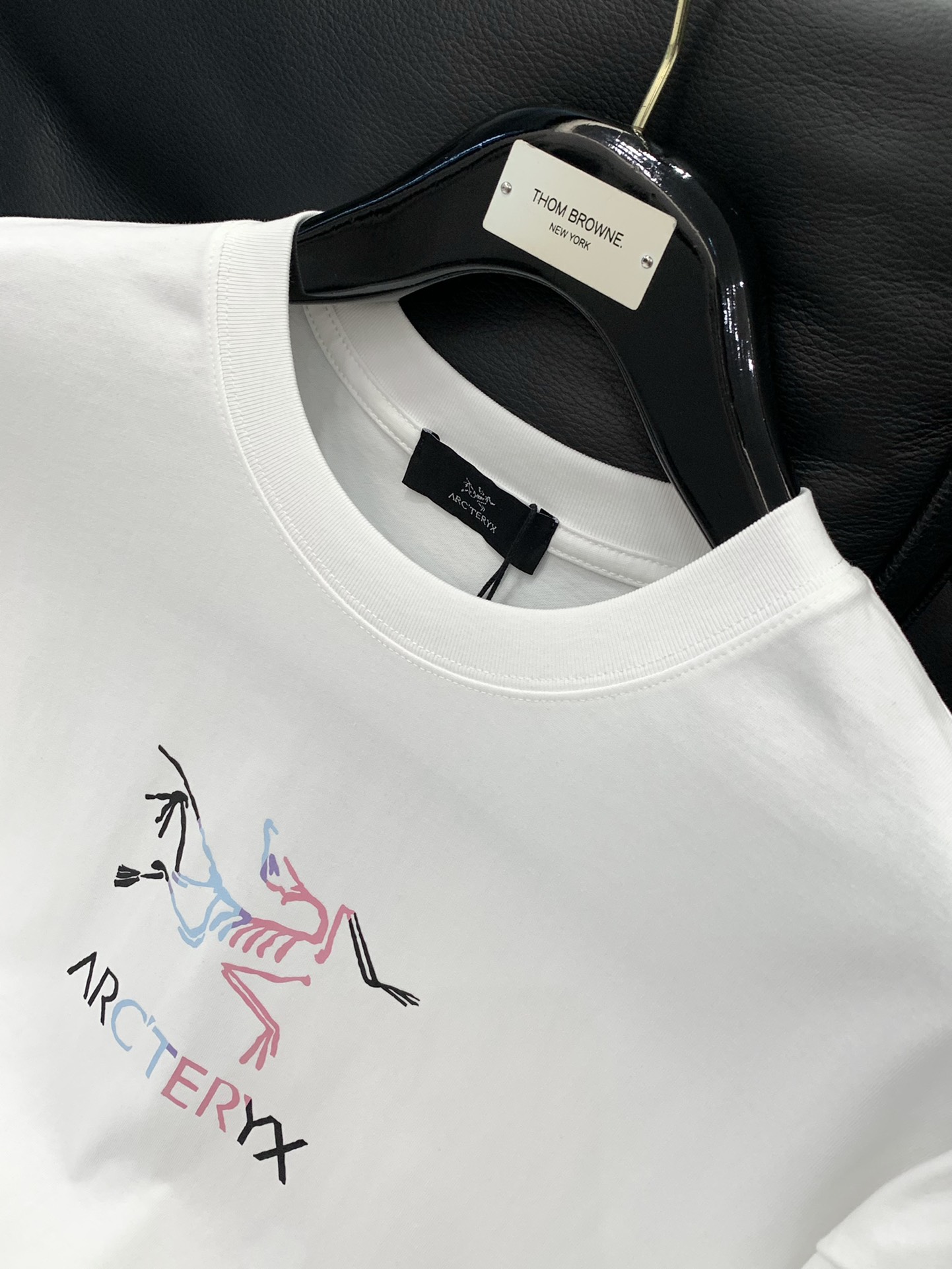 Arcteryx P950 Summer T-Shirts: Stylish, Expensive, and Elegant Fashioner’s Choice - 图片 4