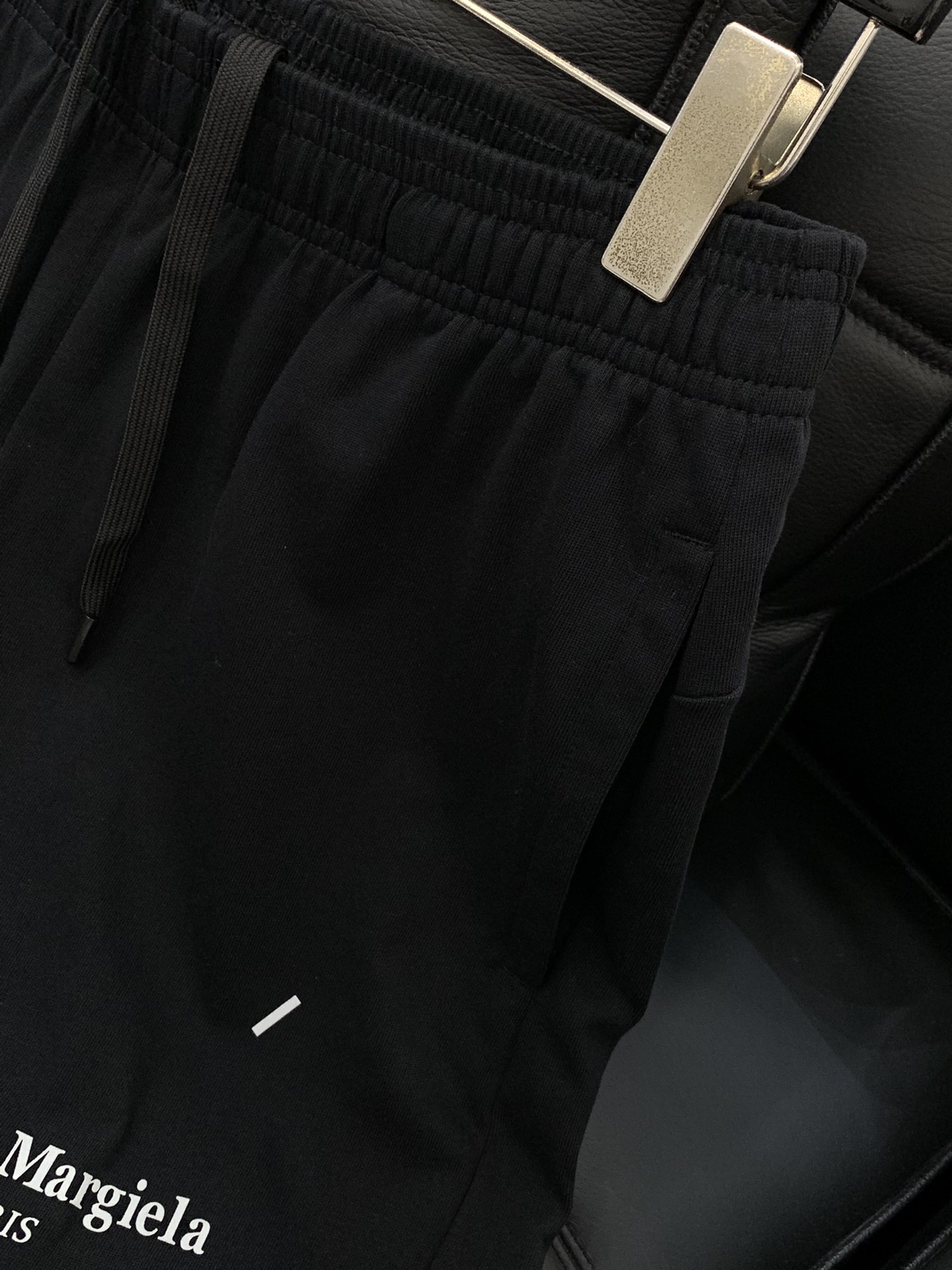 “Top-notch Maison Margiela Magira T-shirt Suit for Summer 2025 – Comfortable, Stylish, and High-Quality!” - 图片 5