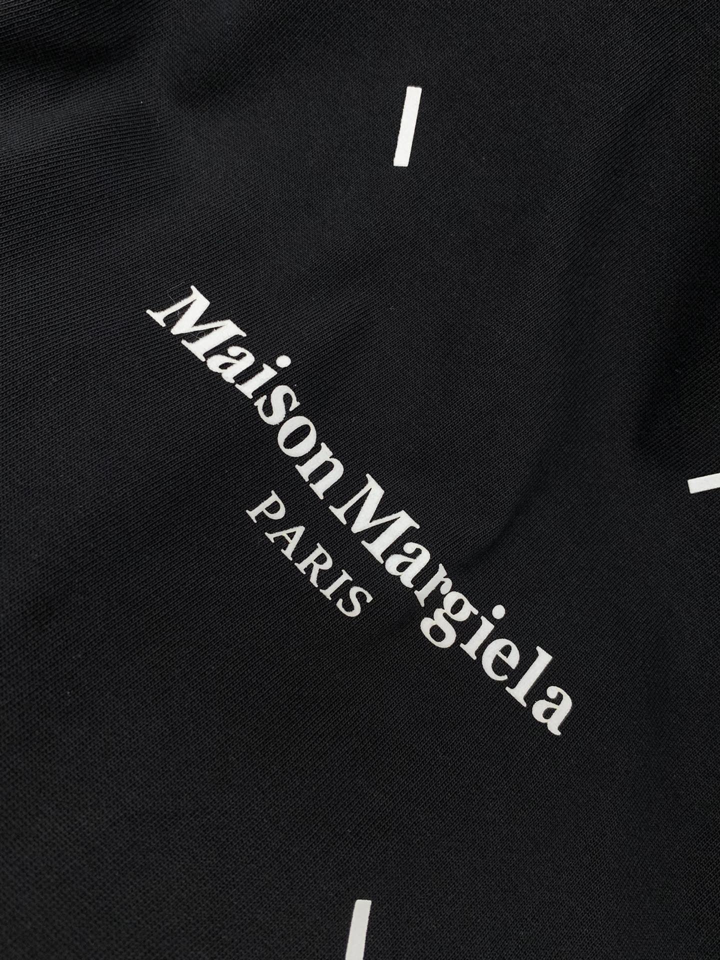 “Top-notch Maison Margiela Magira T-shirt Suit for Summer 2025 – Comfortable, Stylish, and High-Quality!” - 图片 6
