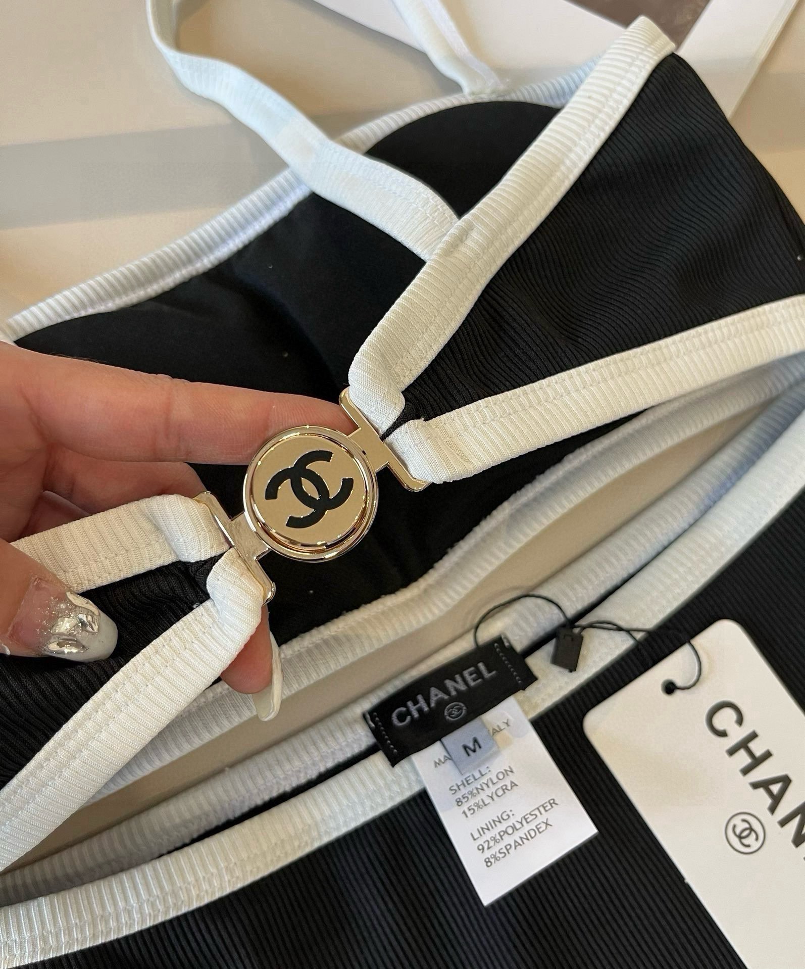 。

Chanel香奈儿中古针织比基尼👙，分体泳衣，S M L XL