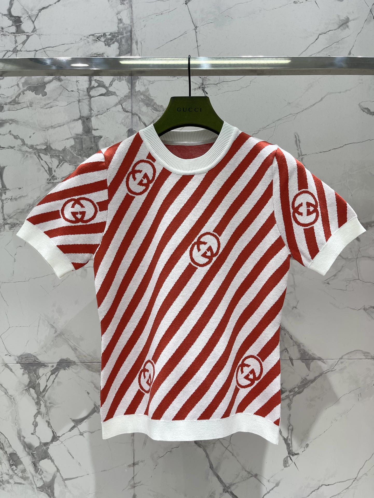 Gucc* Spring/Summer 2025 Women’s Suit: Classic Double-G Stripe Design - 图片 1