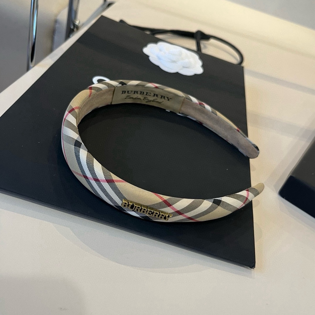 🆕

Burberry巴宝莉新款发箍