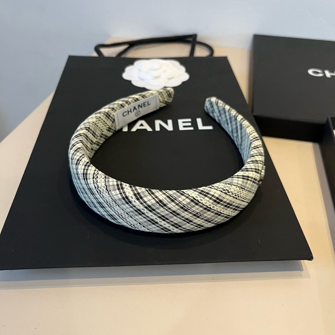 🆕

Chanel香奈儿结发箍