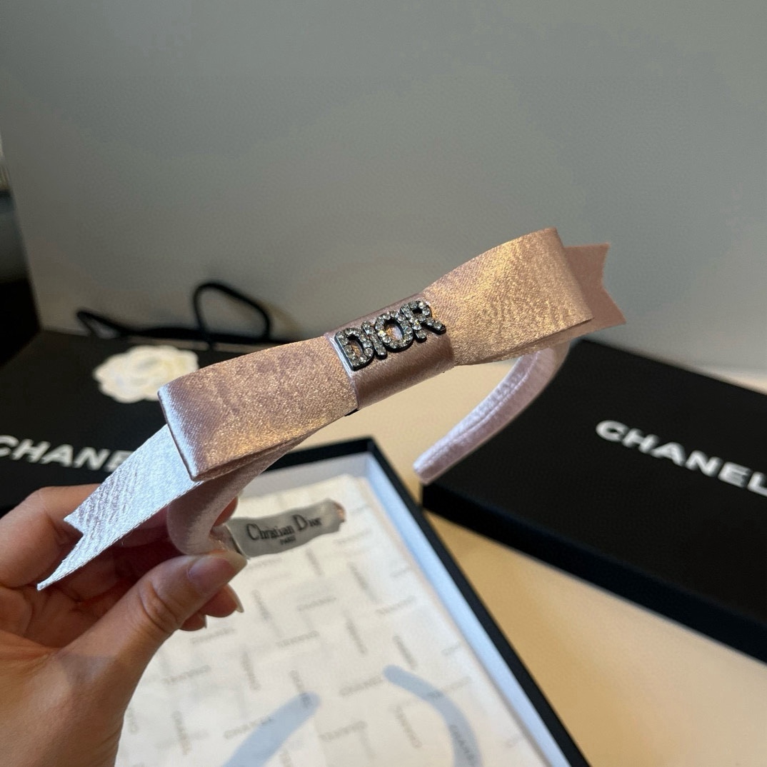 🆕

Dior迪奥新款发箍