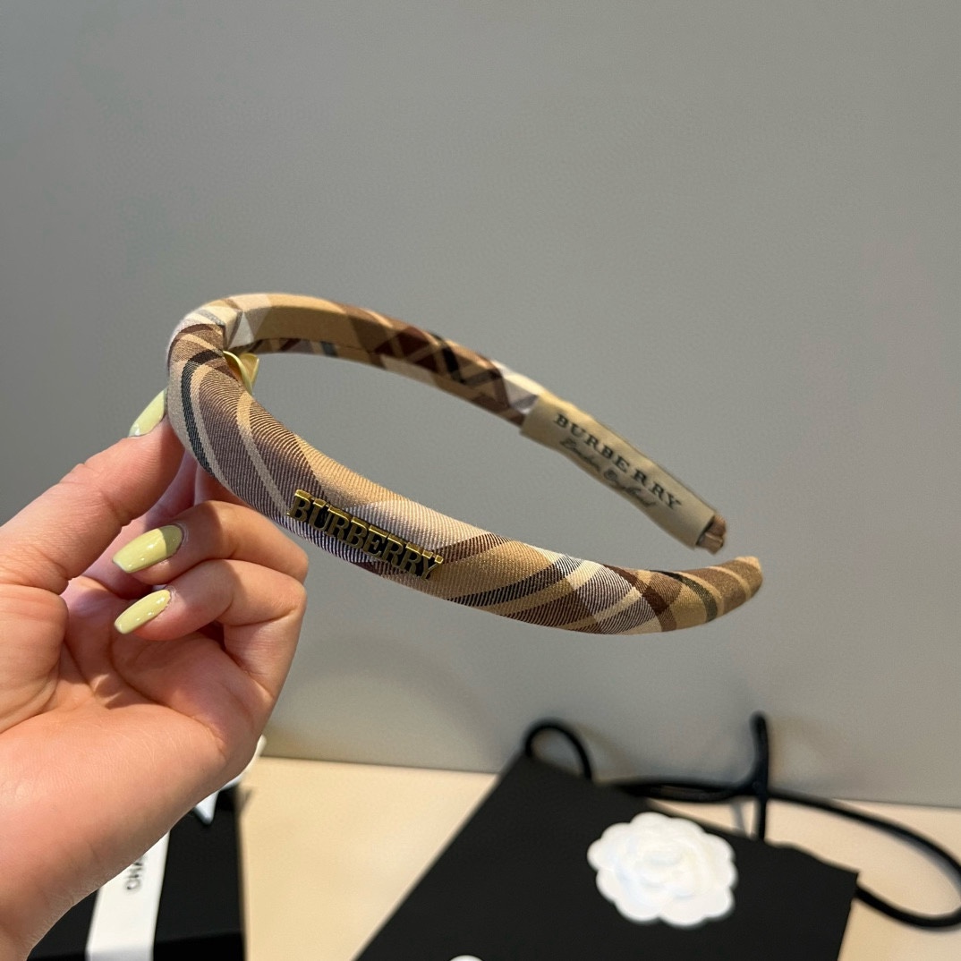 🆕

Burberry巴宝莉新款发箍