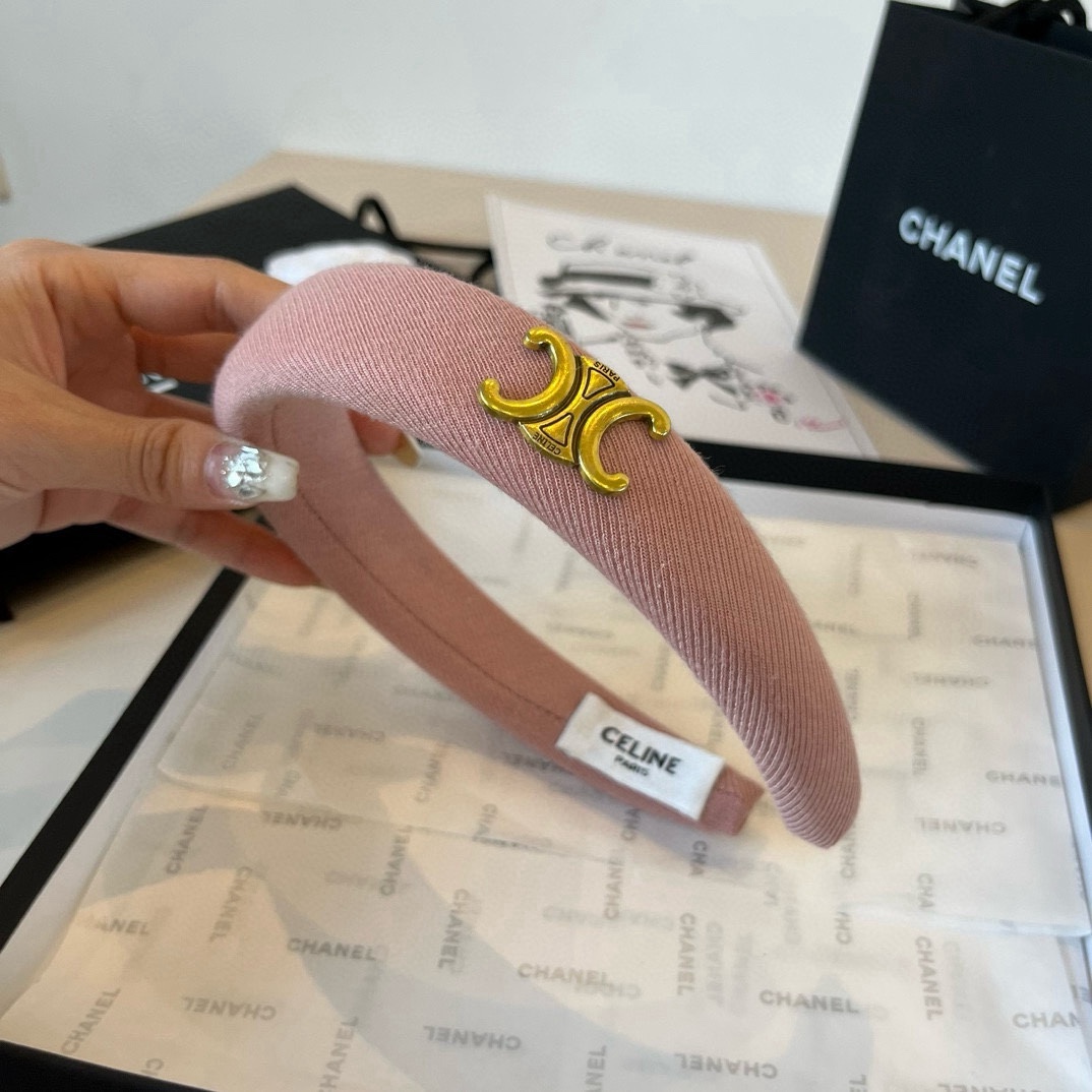 🆕

Celine赛琳新款发箍