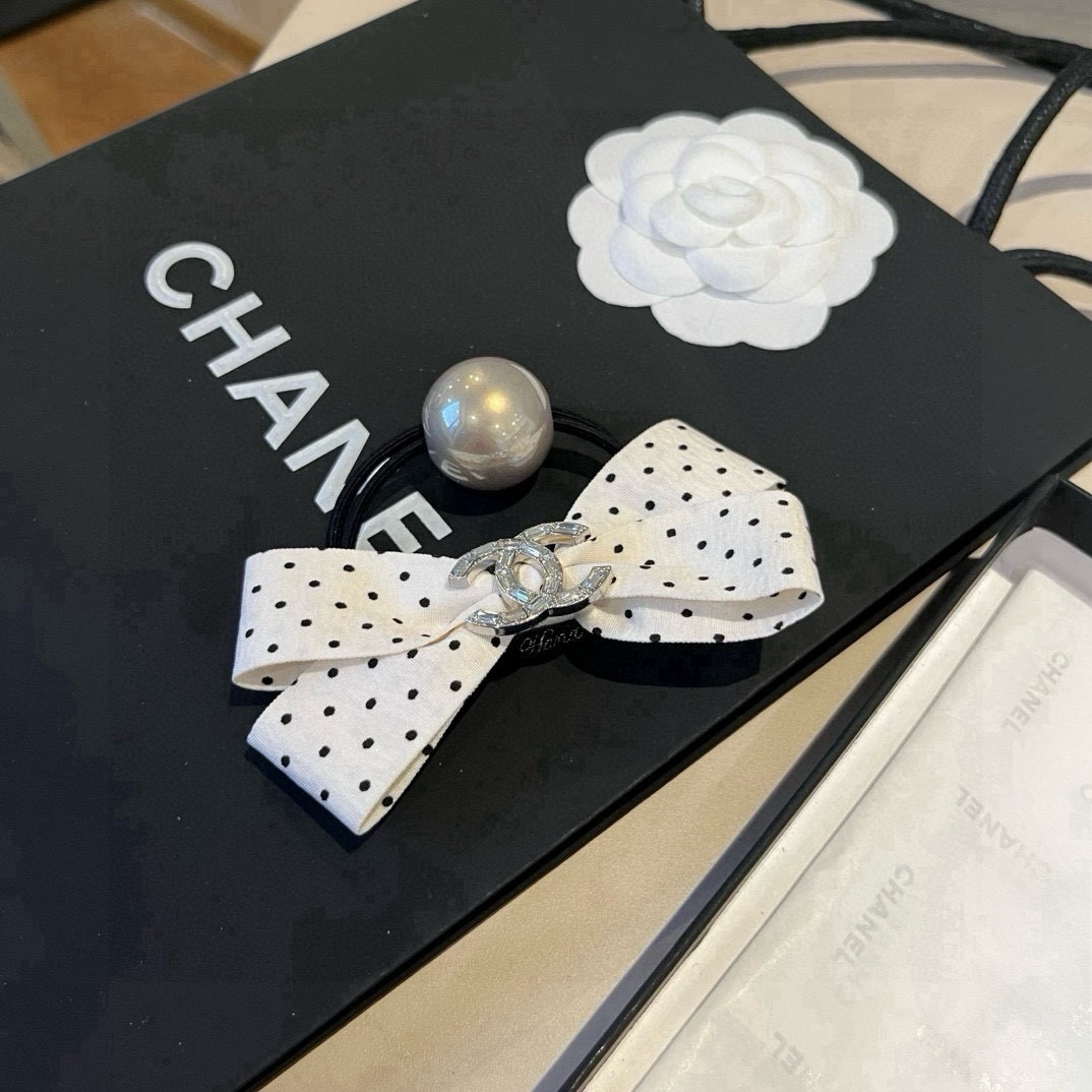 🆕（单个）

Chanel香奈儿新款发箍