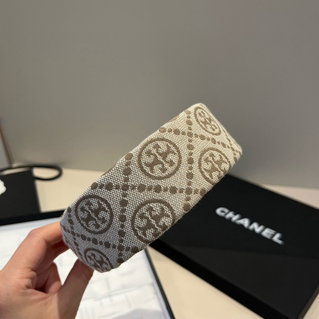🆕

托尼伯奇新款发箍
