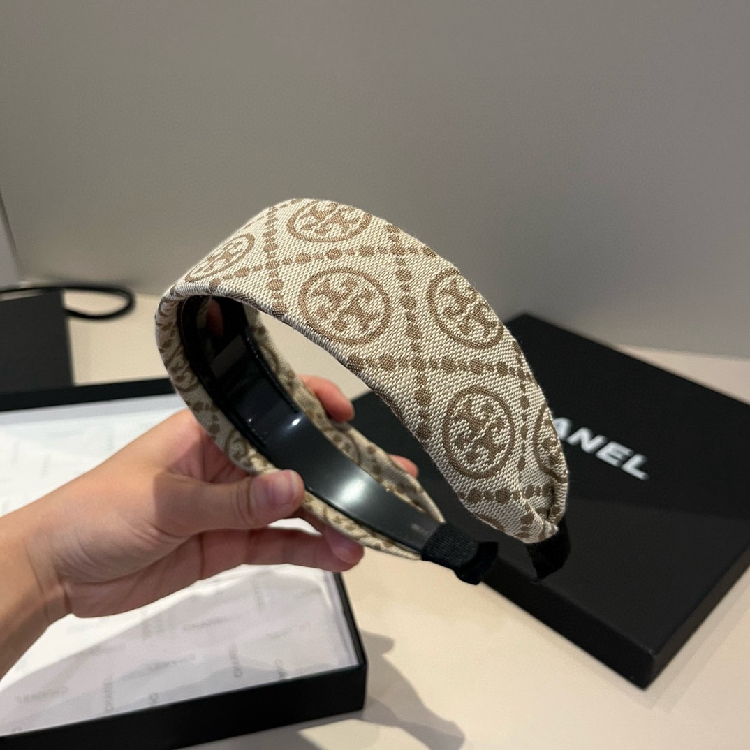 🆕

托尼伯奇新款发箍