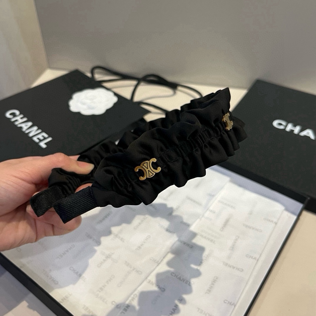 🆕


Celine赛琳发箍