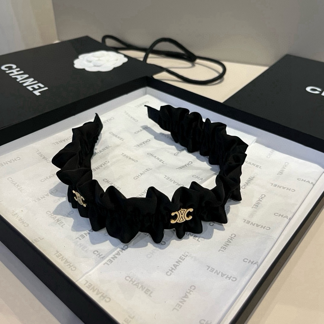 🆕


Celine赛琳发箍