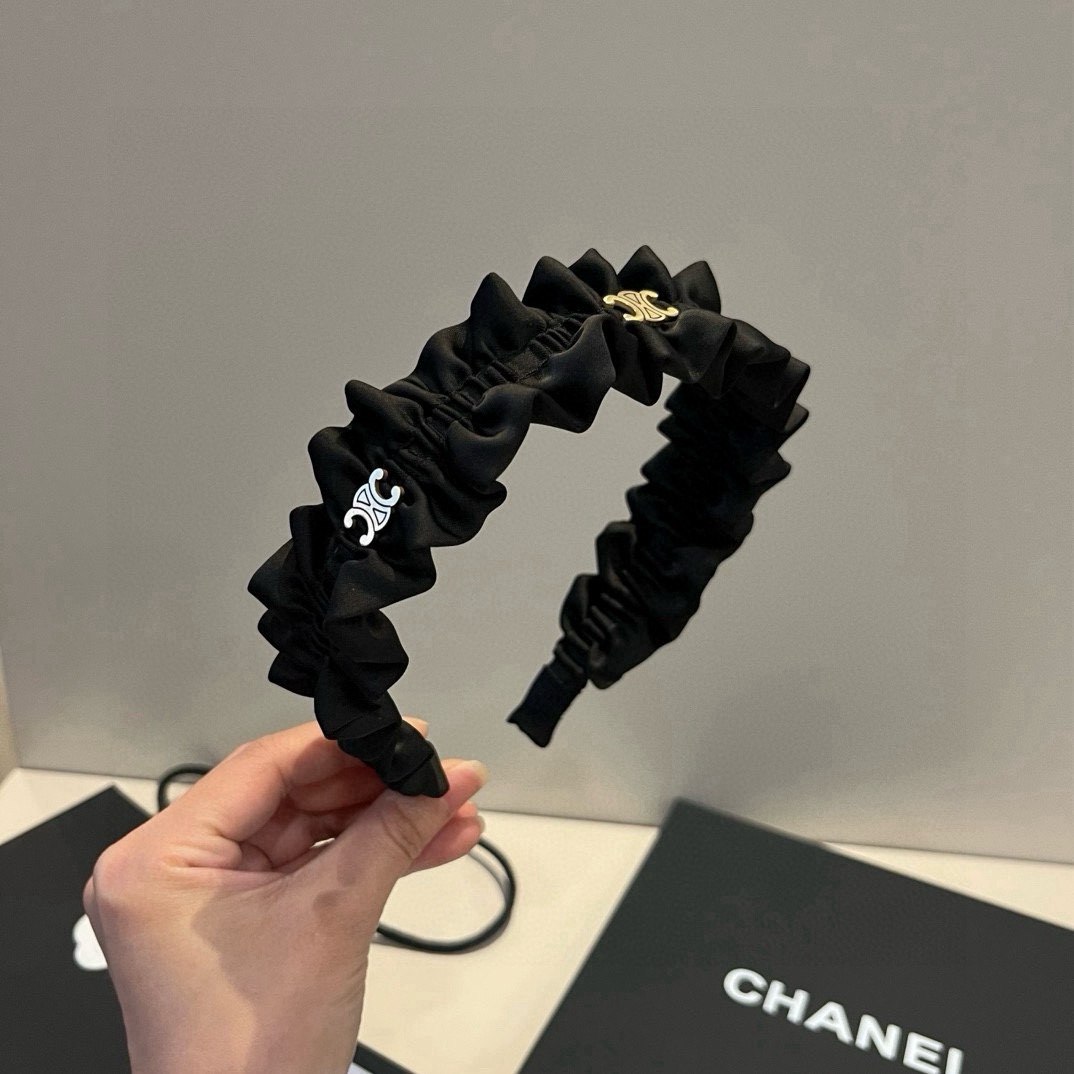 🆕


Celine赛琳发箍