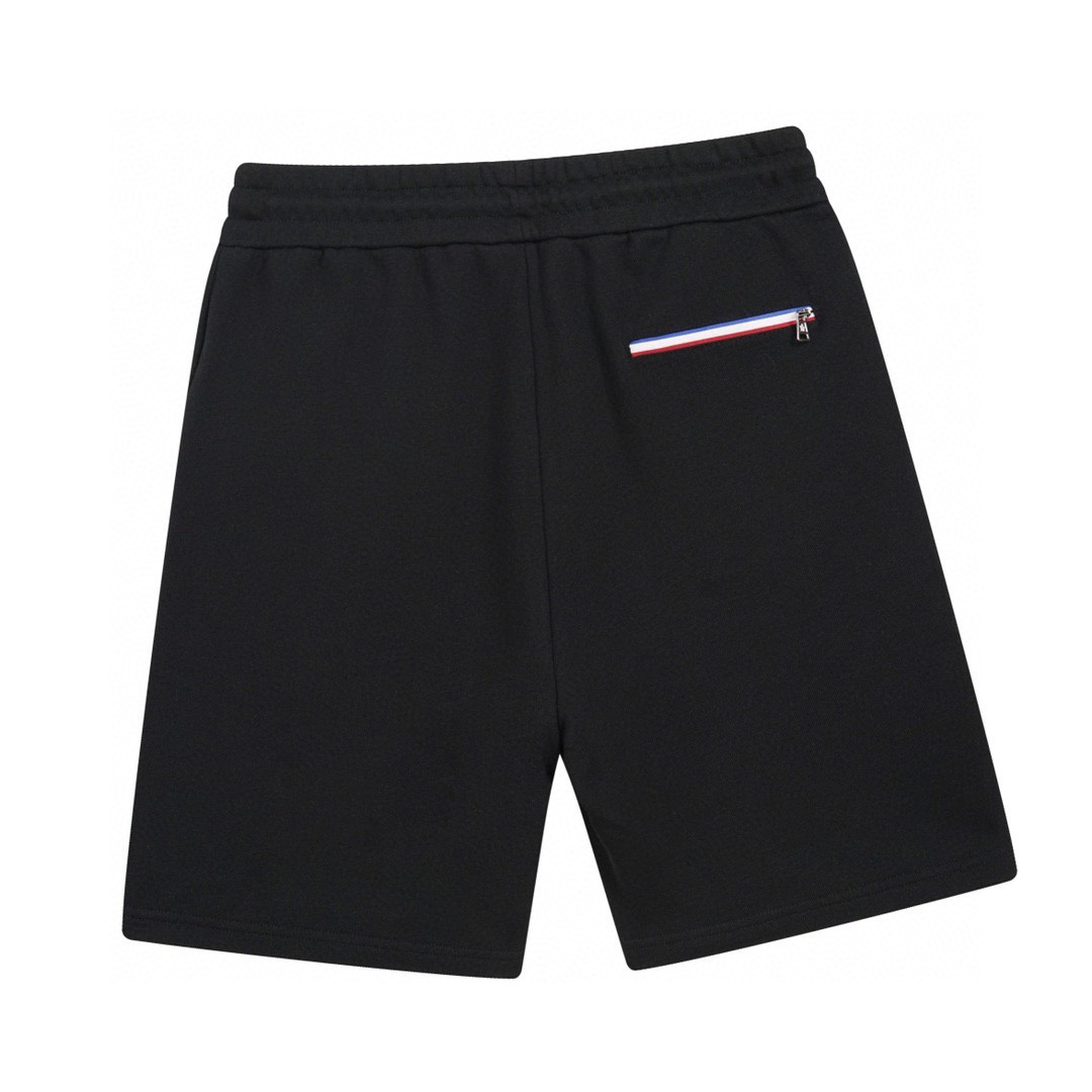 盟可睐 蒙口/ 夏季新款 经典小标刺绣休闲短裤黑色/白色