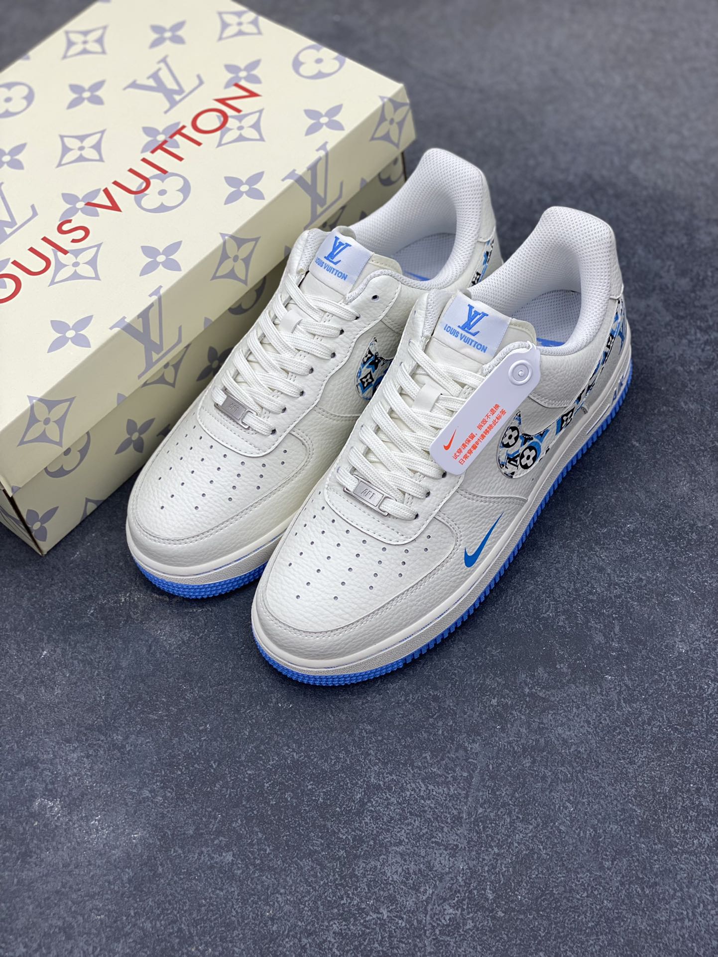 图片[8]-NIke Air Force 1 \’07 Low LV联名-奶白霜蓝 空军一号低帮 运动鞋 休闲鞋 折边针车 工艺难度大 原楦头原纸板 原装鞋盒 原厂鞋底 超高清洁度 细节完美 货号：LW9279-017 尺码：36 36.5 37.5 38 38.5 39 40 40.5 41 42 42.5 43 44 44.5 45-选品中心
