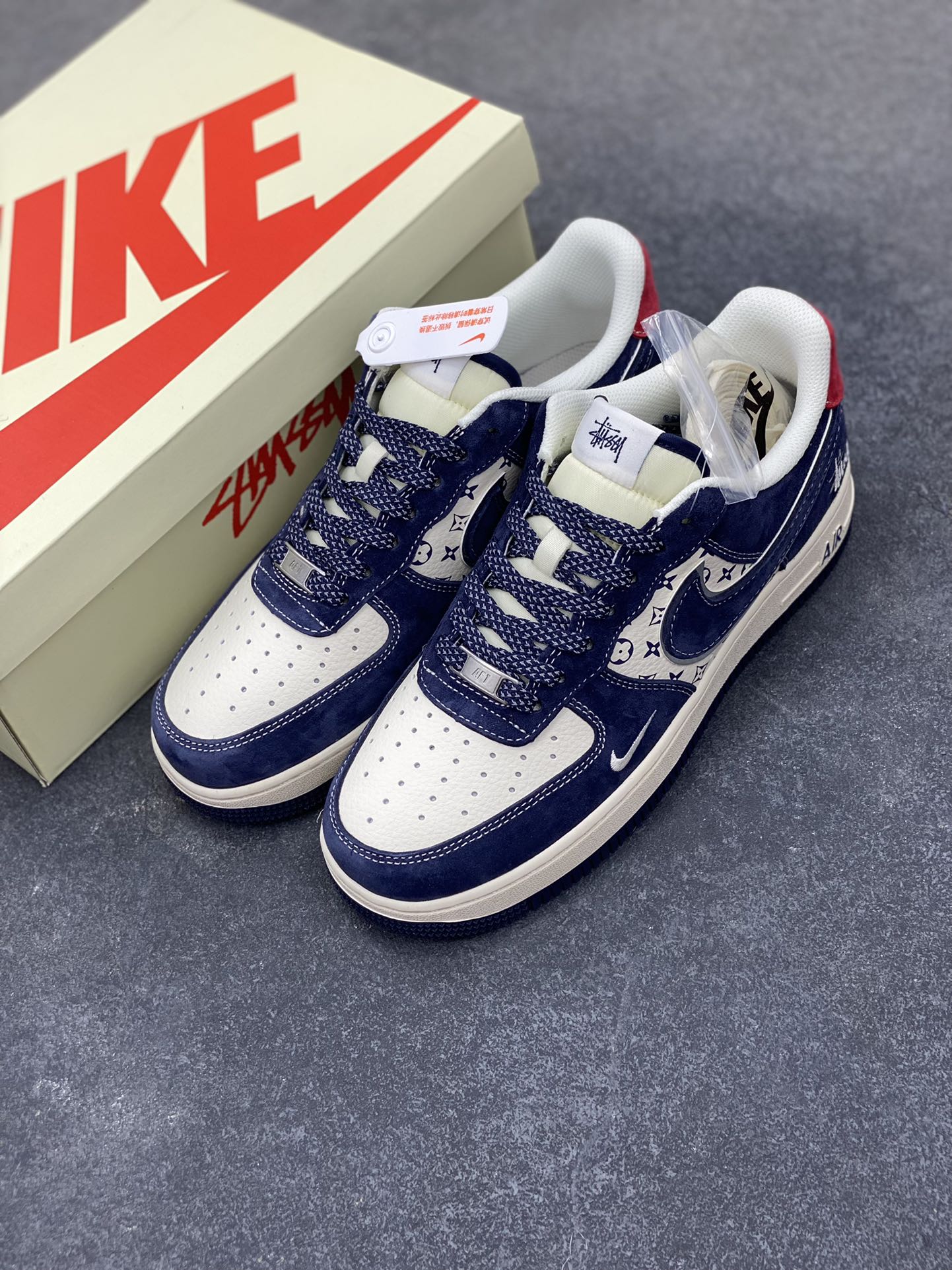 图片[8]-Nike Air Force 1 Low 空军一号低帮百搭休闲运动板鞋。柔软、弹性十足的缓震性能和出色的中底设计，横跨复古与现代的外型结合，造就出风靡全球三十多年的Force 1，直到今天还深受青睐。 货号：XZ6188-350 尺码：36 36.5 37.5 38 38.5 39 40 40.5 41 42 42.5 43 44 44.5 45-选品中心