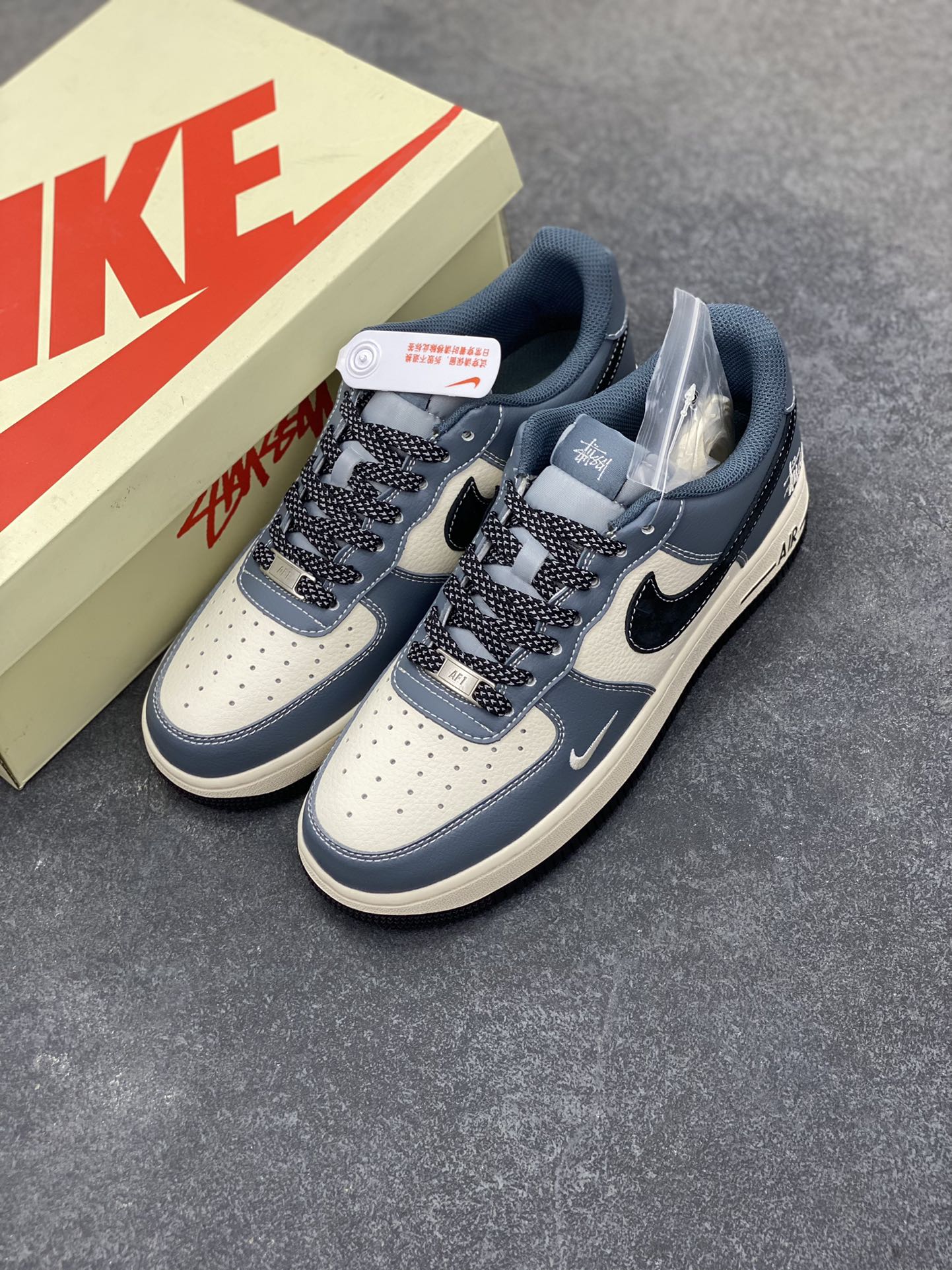 图片[8]-Nike Air Force 1 Low 空军一号低帮百搭休闲运动板鞋。柔软、弹性十足的缓震性能和出色的中底设计，横跨复古与现代的外型结合，造就出风靡全球三十多年的Force 1，直到今天还深受青睐。 货号：XZ3328-198 尺码：36 36.5 37.5 38 38.5 39 40 40.5 41 42 42.5 43 44 44.5 45-选品中心