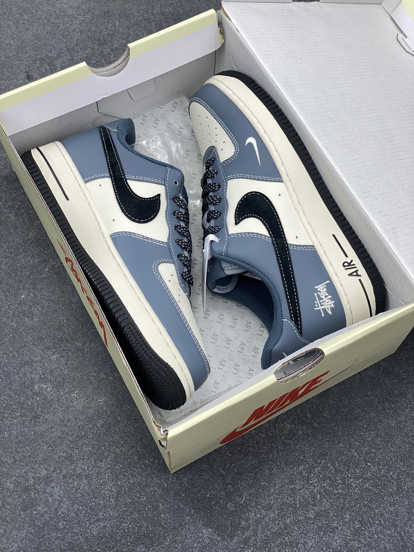 图片[9]-Nike Air Force 1 Low 空军一号低帮百搭休闲运动板鞋。柔软、弹性十足的缓震性能和出色的中底设计，横跨复古与现代的外型结合，造就出风靡全球三十多年的Force 1，直到今天还深受青睐。 货号：XZ3328-198 尺码：36 36.5 37.5 38 38.5 39 40 40.5 41 42 42.5 43 44 44.5 45-选品中心