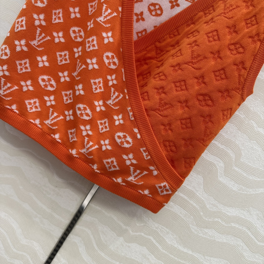 独家首发❤️原单品质！25s春夏 度假新品针织抹胸小背心，定制海军蓝MONOGRAM提花撞色。18针徳国